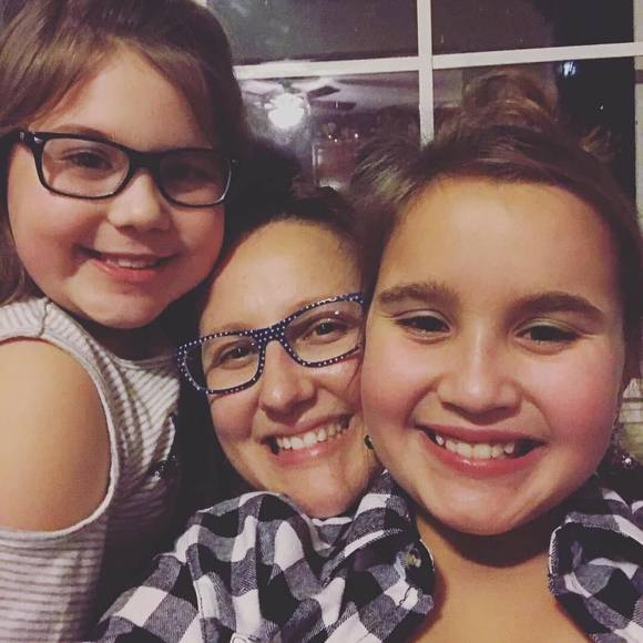 Meet your Posher, Amber - Picture 1 of 1